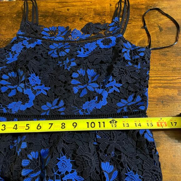 T Tahari Blue Lace A-Line Dress Size Small Elegant Cocktail Party Wedding Guest - Picture 16 of 16